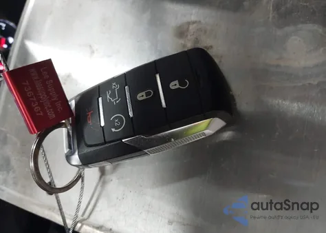 2022 Ram 1500 Laramie 4X4 5'7 Box z USA, uszkodzony, nr VIN 1C6SRFJT5NN294412